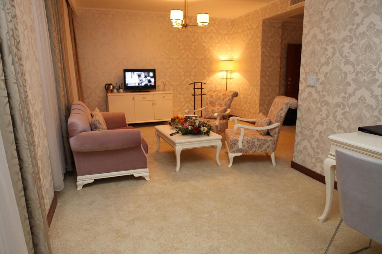 Vego Hotel Гянджа Экстерьер фото
